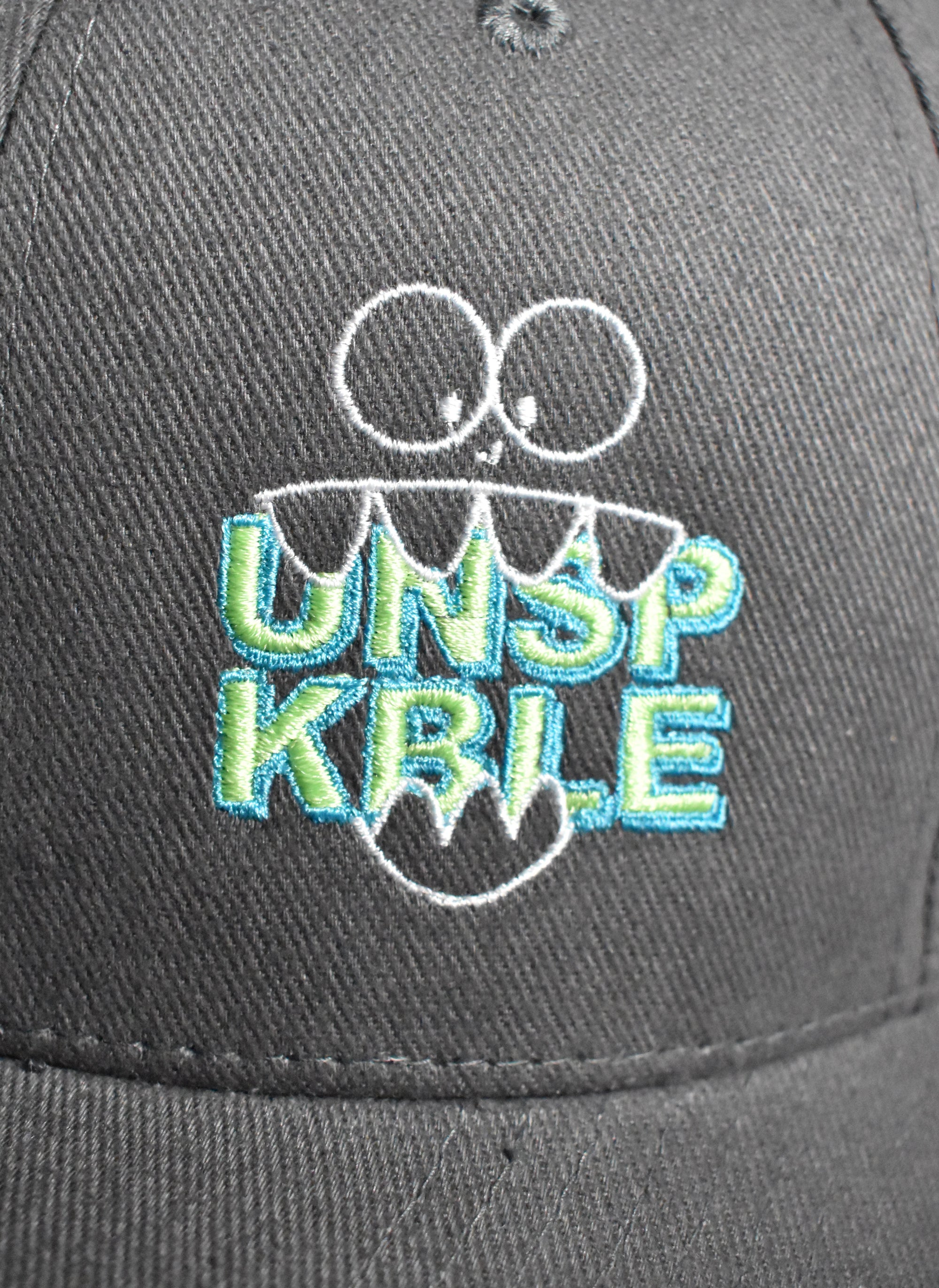 UNCHOMPABLE HAT